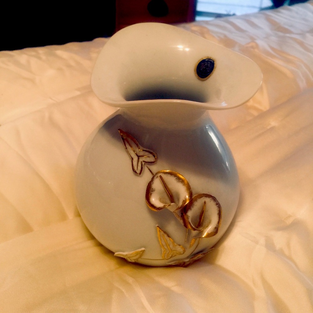 Vintage Gerold Tettau Porcelain Vase   15”x6”